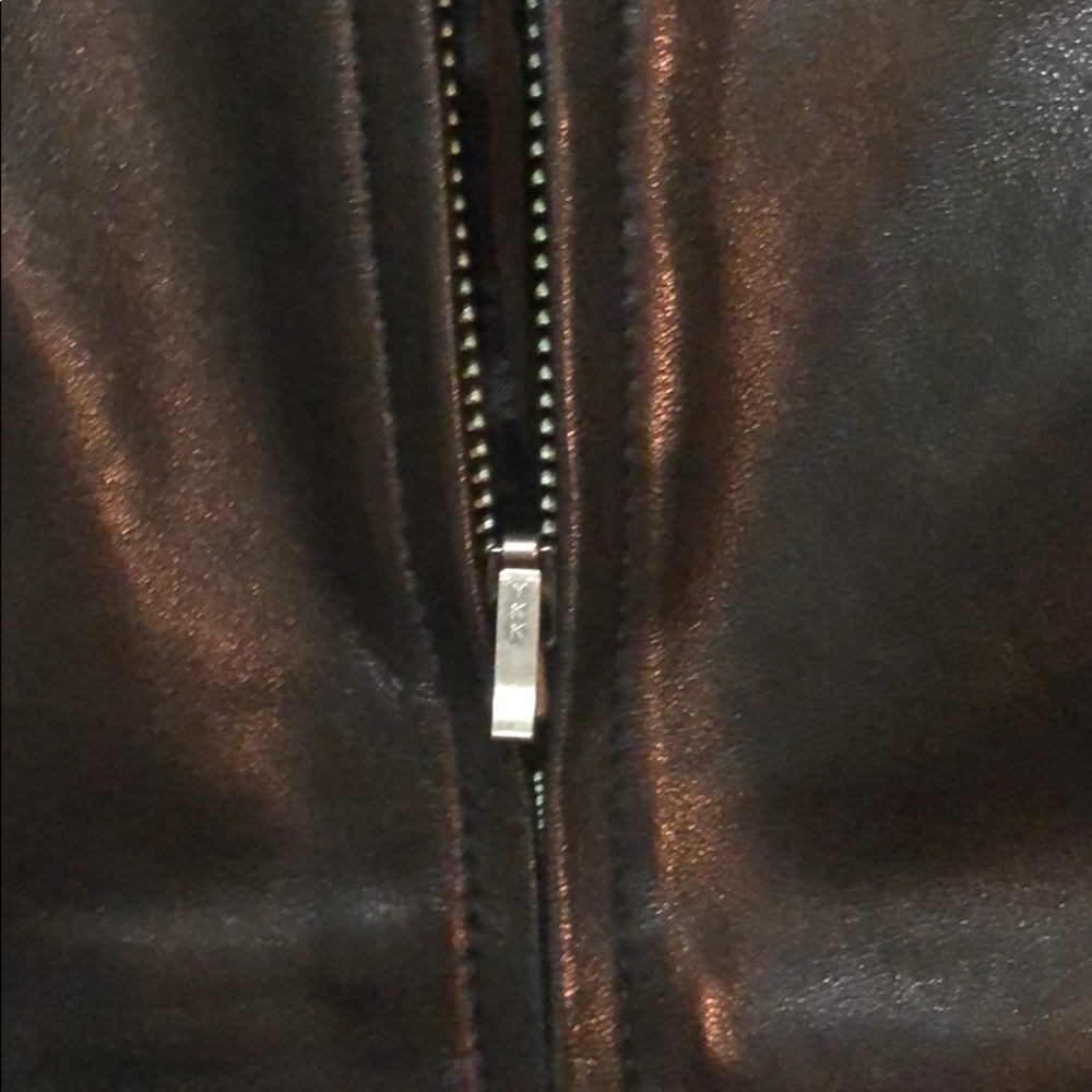 Leather jacket - Picture 2 of 3
